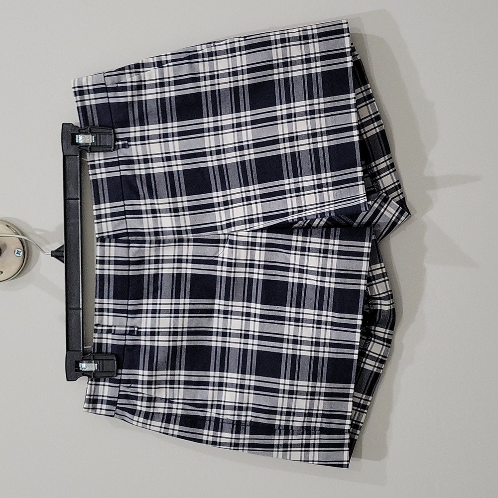 Ann Taylor Navy Plaid Shorts Size 2